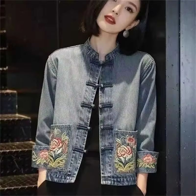 Embroidery Jacket Jeans - เสื้อแจ็คเก็ตยีนส์ปักลายสวยงามสไตล์คาวบอยสำหรับผู้หญิง รุ่นใหม่ปี 2026 ดีไซน์จีนระดับไฮเอนด์