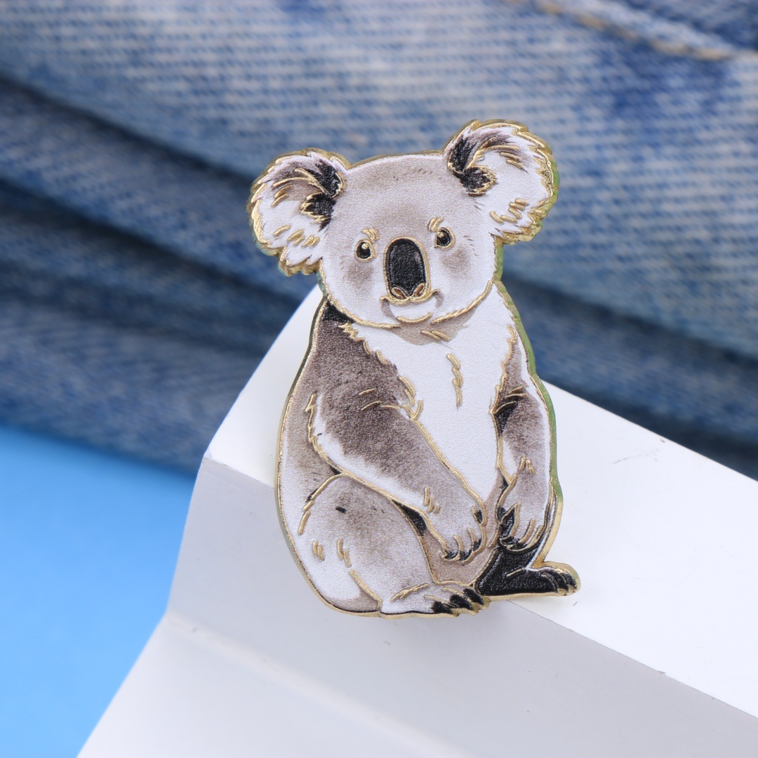 Embroidery Australia - เข็มกลัดเคลือบสีน้ำรูปโคอาล่า, เข็มกลัดโลหะลายการ์ตูนสัตว์ป่าแสนน่ารัก, ของตกแต่งเสื้อแจ็คเก็ตสไตล์สัตว์ป่าออสเตรเลีย