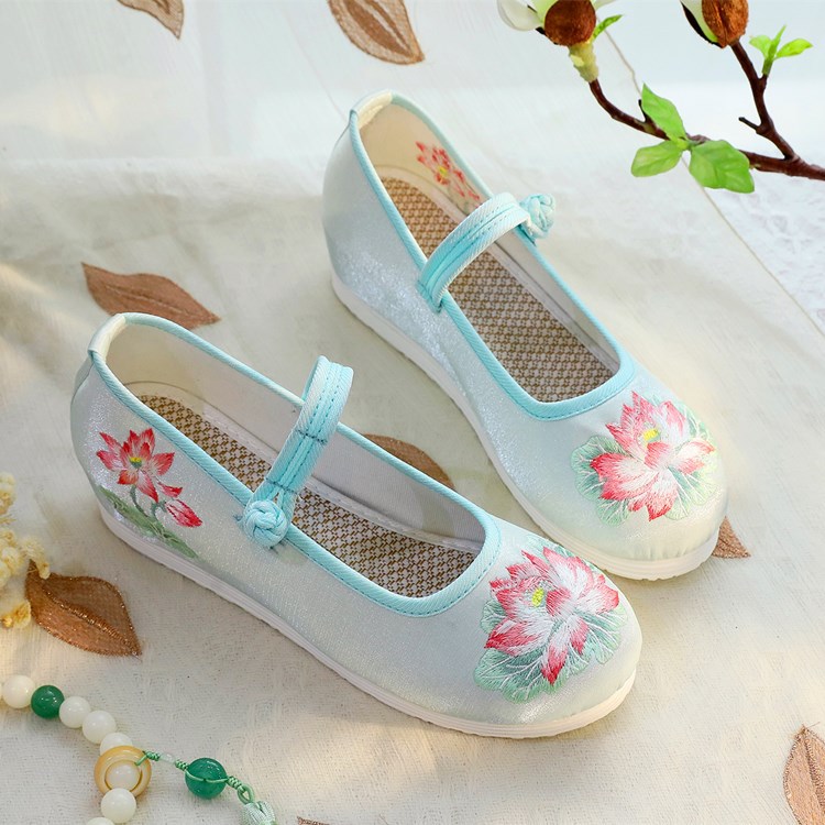 รองเท้าส้นเตารีดแบบแมรี่เจนปัก - Embroidery Yes บทวิจารณ์และราคา